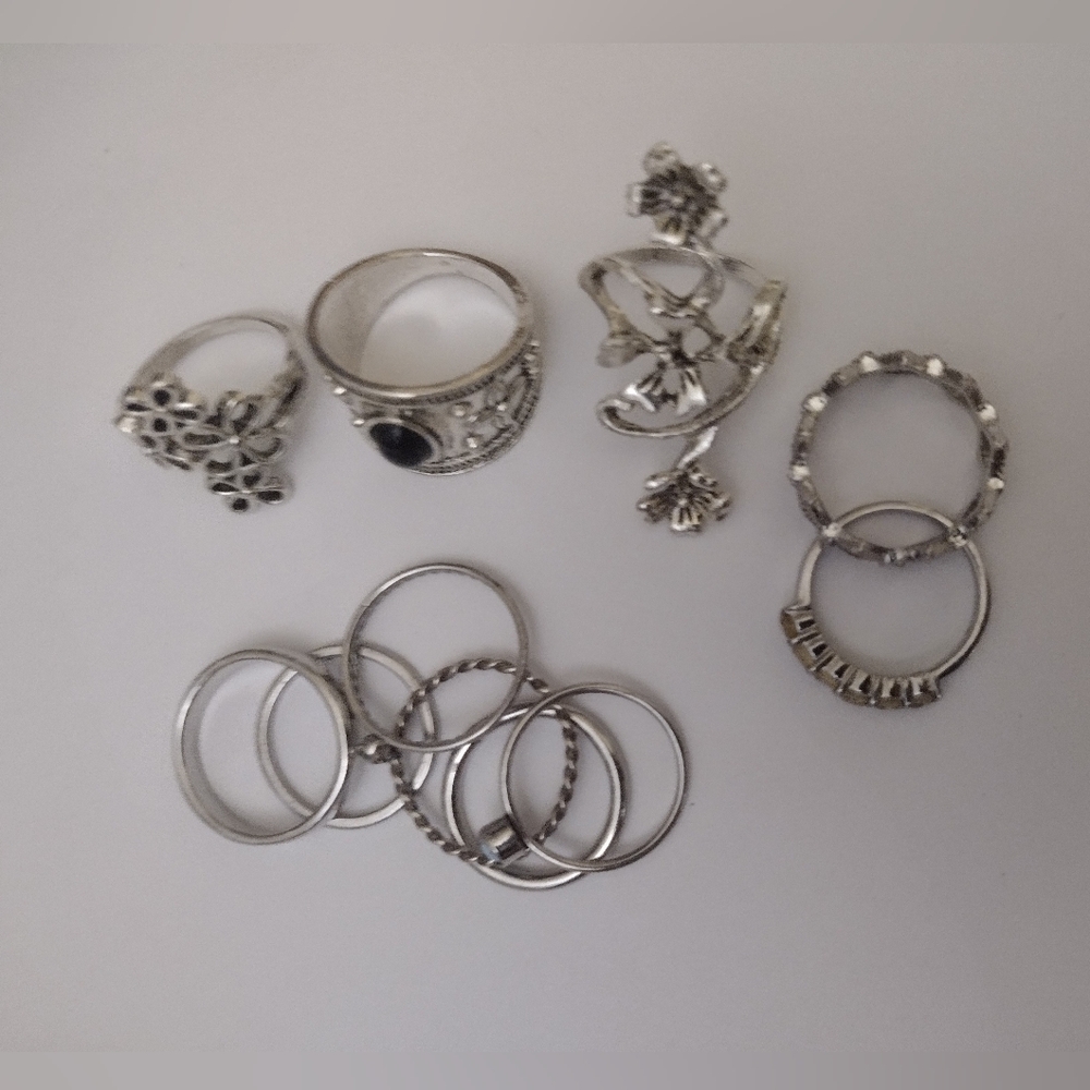 Fashion Rings (Size 5-7) - Picture 4 of 4